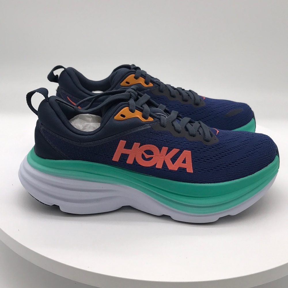 HOKA Womens bondi 8  Running Shoes size 6 US